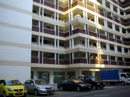 Blk 549 Jurong West Street 42 (Jurong West), HDB Executive #417862